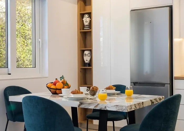 아파트 Annet 하니아